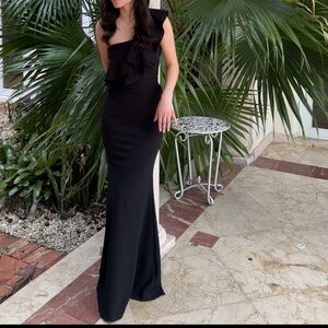Elegant Black Evening Gown